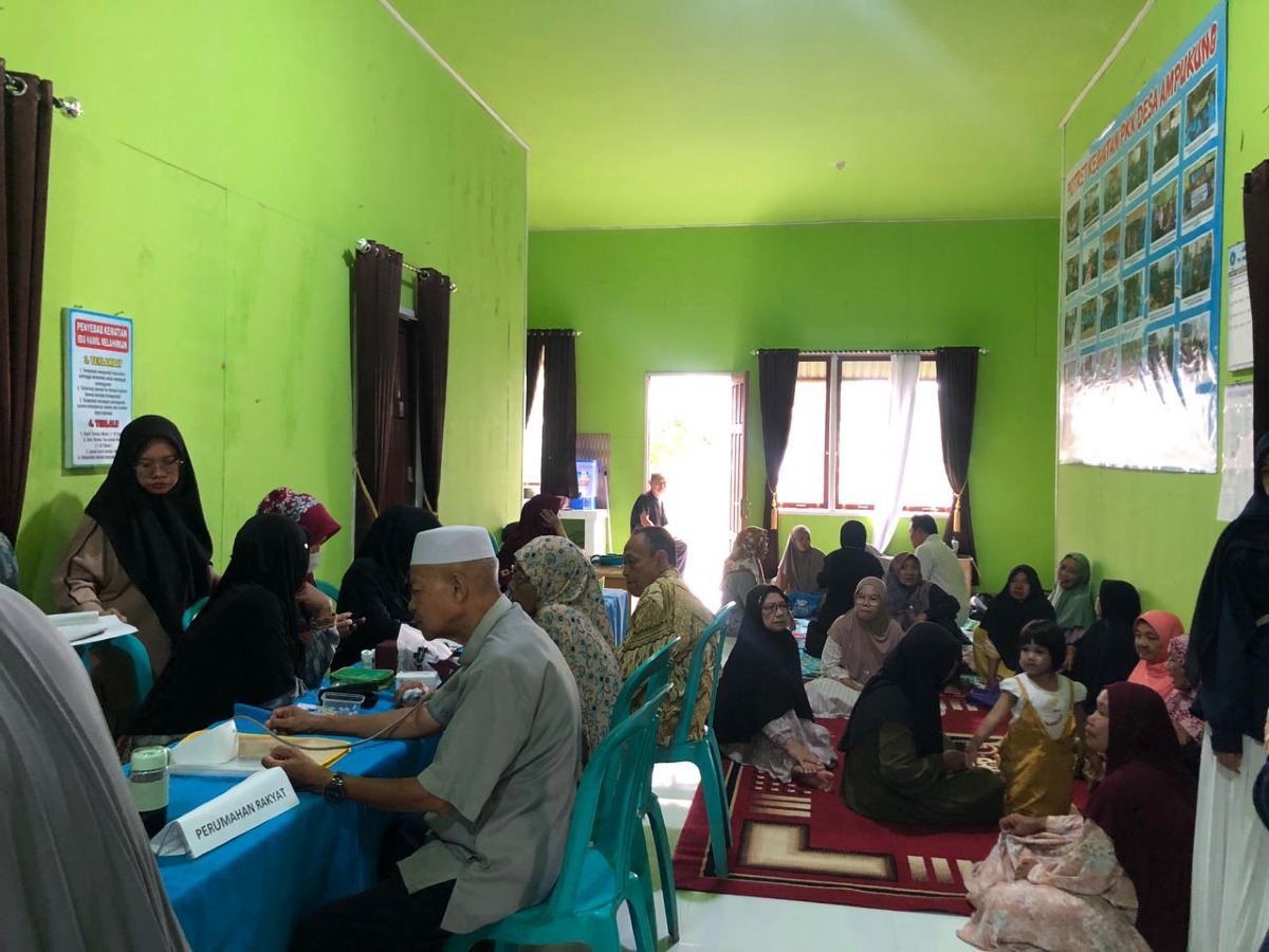 kegiatan posyandu 6 spm kenanga 2 desa Ampukung