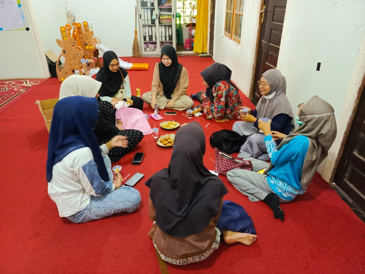 Pembinaan kader phbs desa Ampukung dalam rangka persiapan lomba phbs
