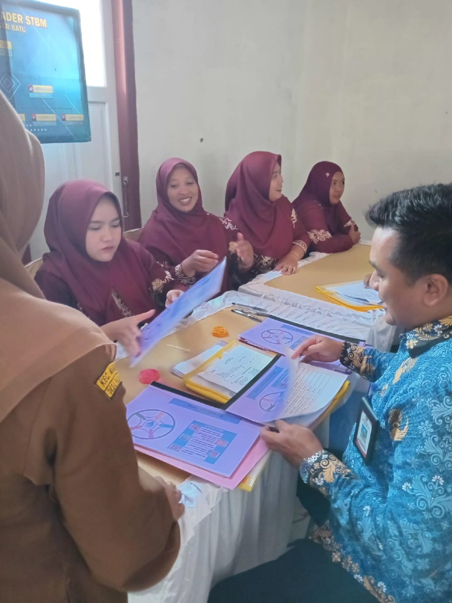 Penilaian Lomba STBM di Desa Pasar Batu