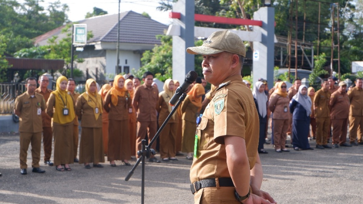 Aparat Desa Kambitin dan BPD Ikuti Apel Gabungan Awal Bulan di Kecamatan Tanjung