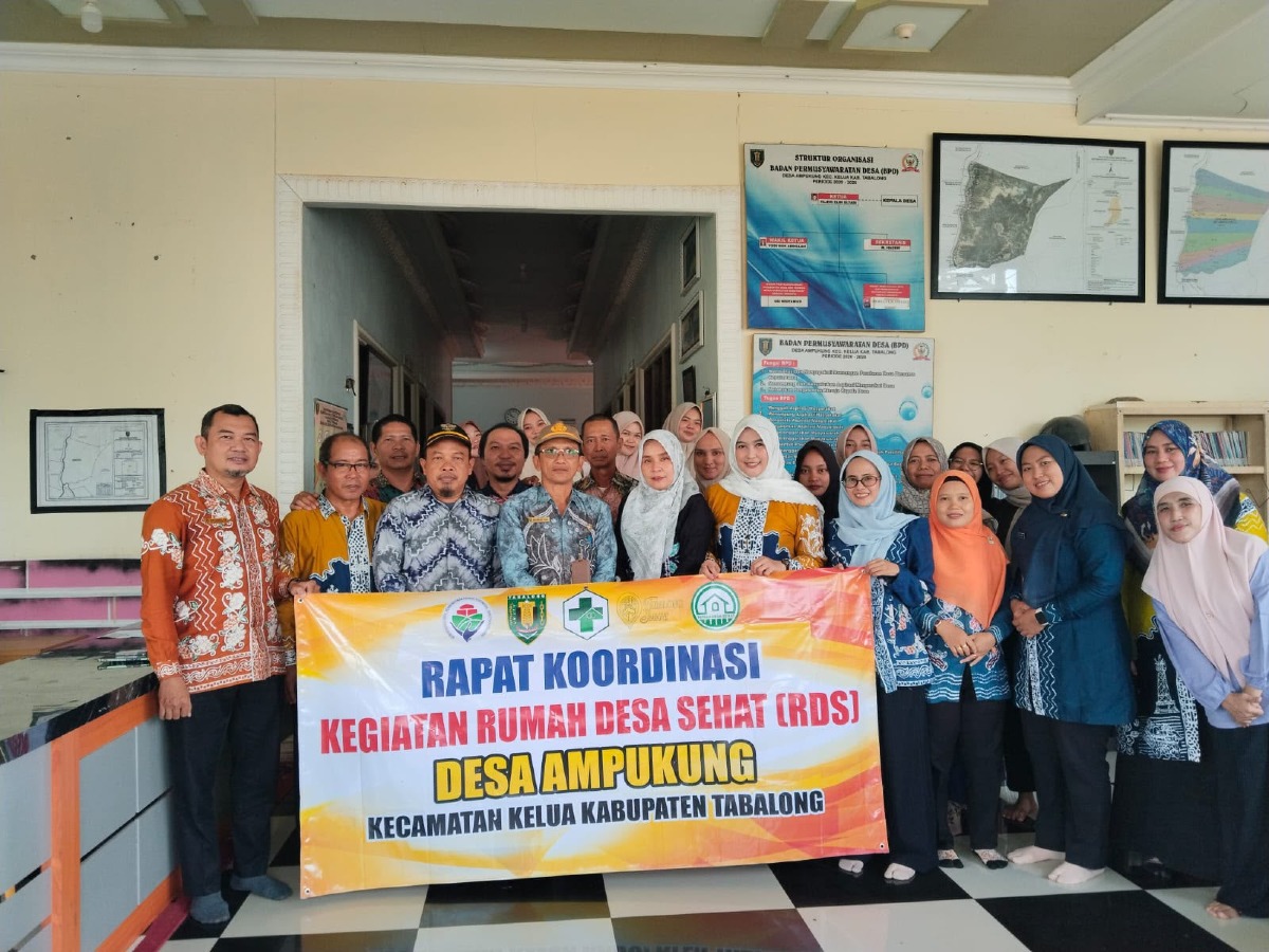 Rapat koordinasi kegiatan rumah desa sehat ampukung