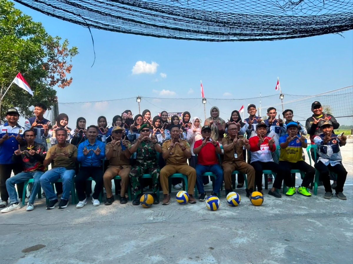 Pembukaan turnamen volley ball wilas jaya cup champion 3 desa Ampukung