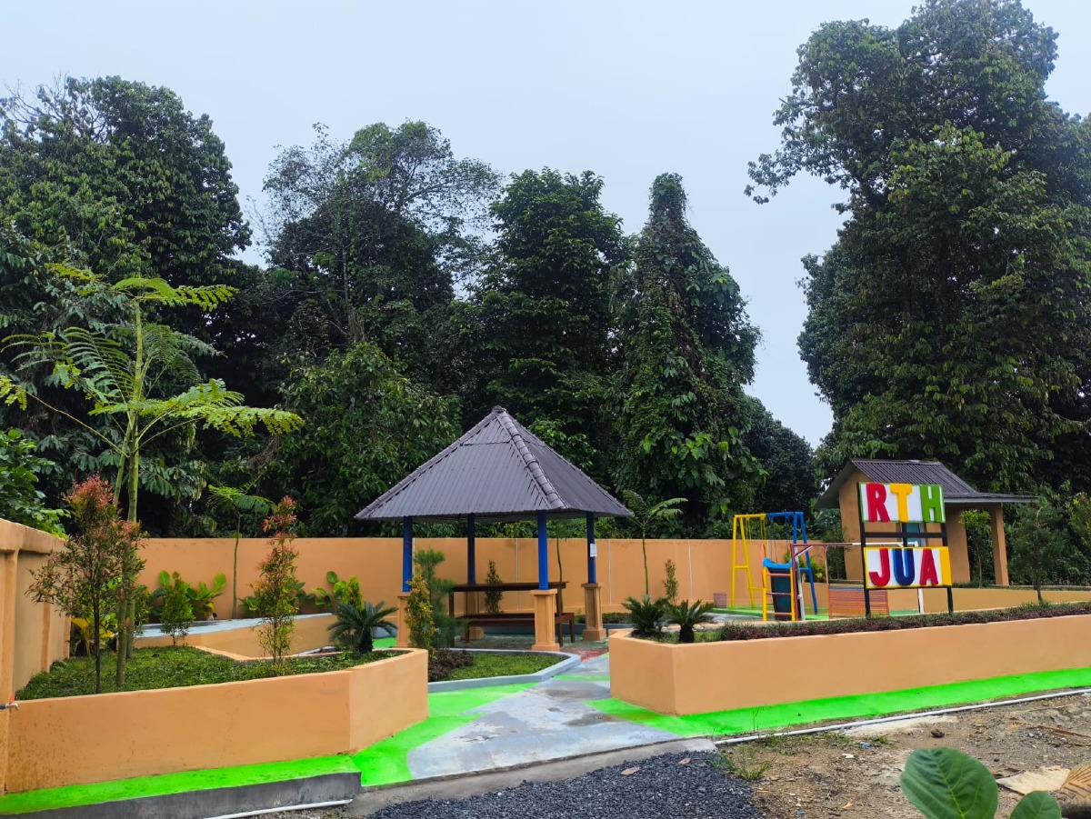 Dukung Program Bupati, Diskominfo Tabalong Pasang Wi-Fi Gratis dan CCTV di RTH Desa Juai