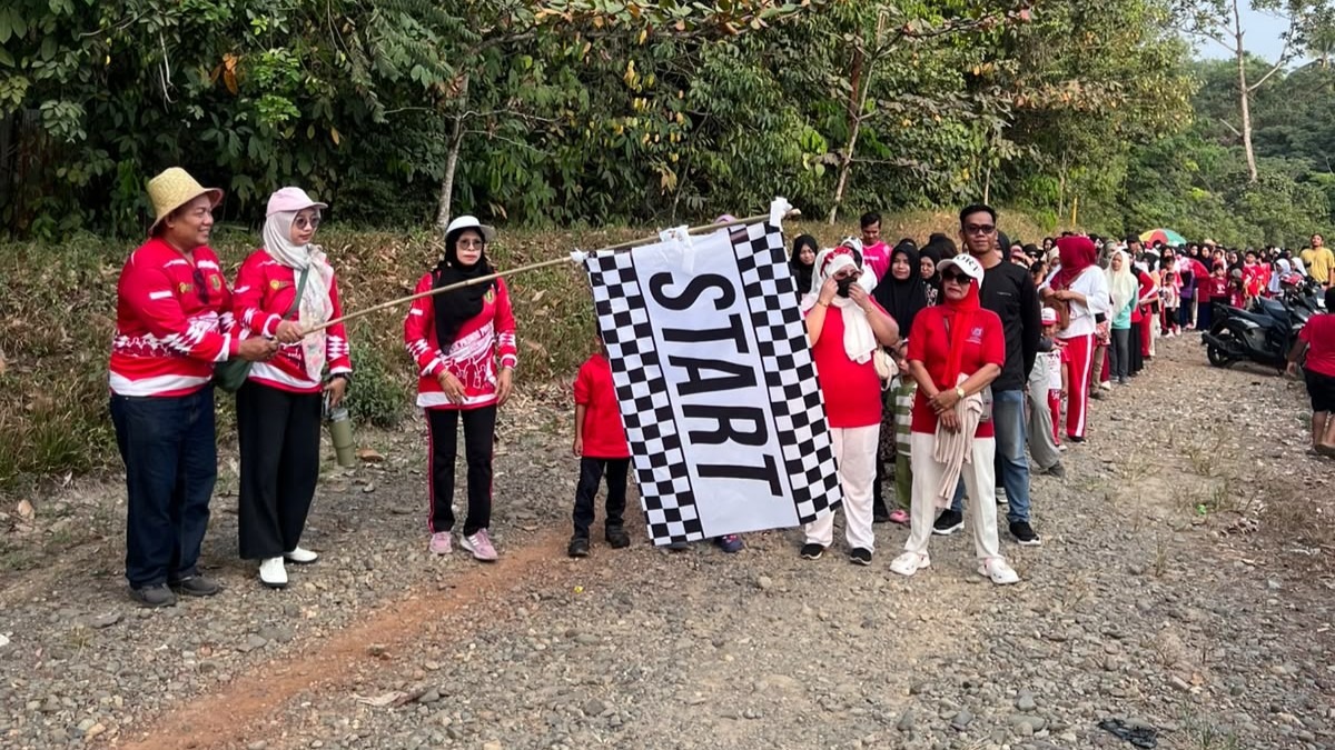 Warga Padang Panjang Kompak Melangkah dalam Semarak HUT Kemerdekaan RI ke-81