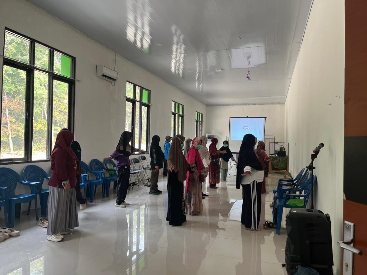 Tingkatkan Kebugaran, Warga Desa Luk Bayur Antusias Ikuti Senam Sehat Lansia di Puskesmas Tanta