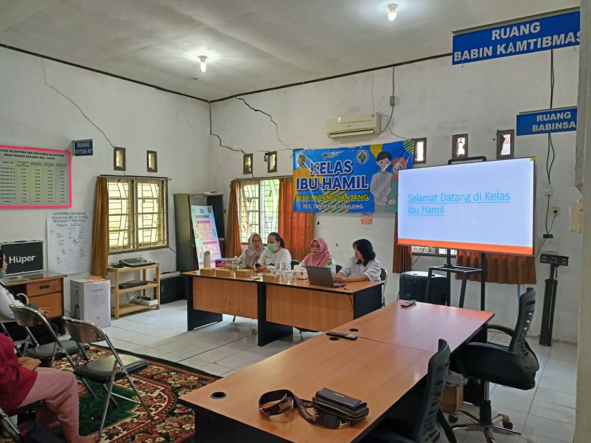 Kelas Ibu Hamil di Desa Padang Panjang Tingkatkan Pengetahuan Perawatan Kehamilan