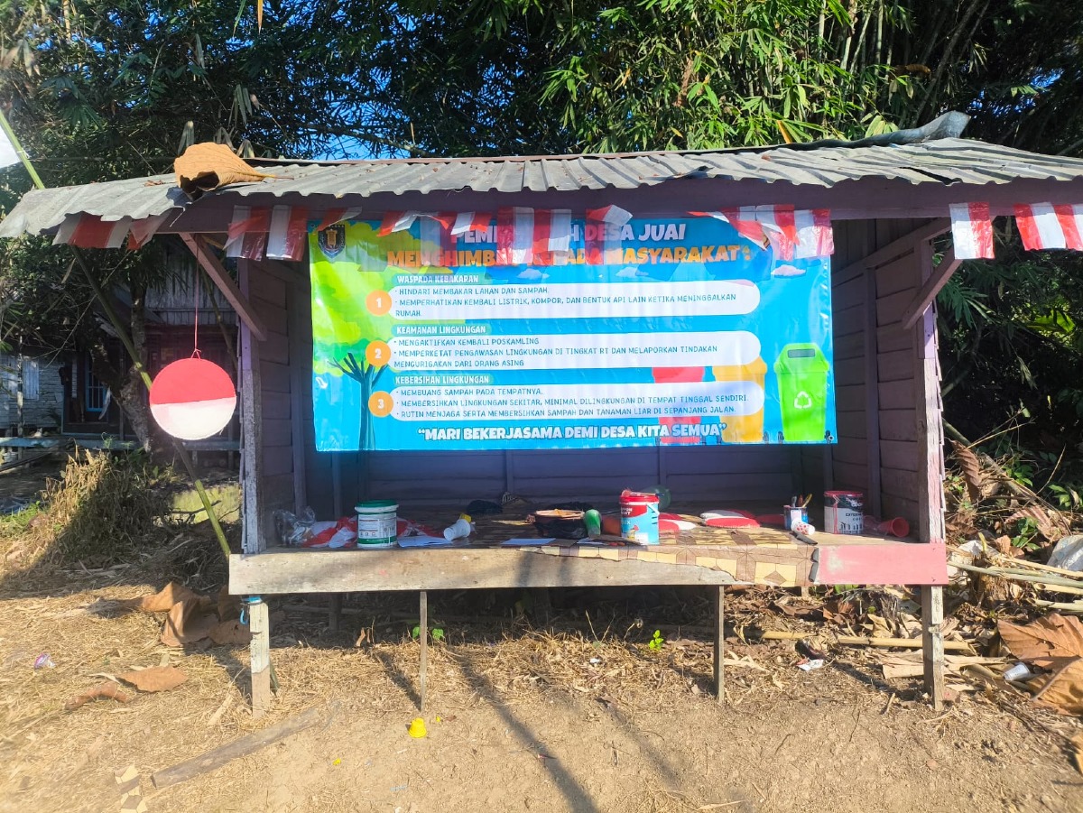 Cegah Karhutla dan Pencurian, Pemdes Juai Pasang Spanduk Imbauan di Seluruh Poskamling
