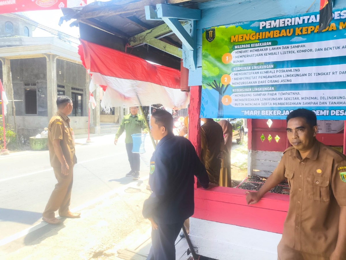 Sambut HUT RI ke-81, Tim Penilai Kecamatan Tanjung Sambangi RT 04 Desa Juai dalam Lomba RT Bersih dan Sehat