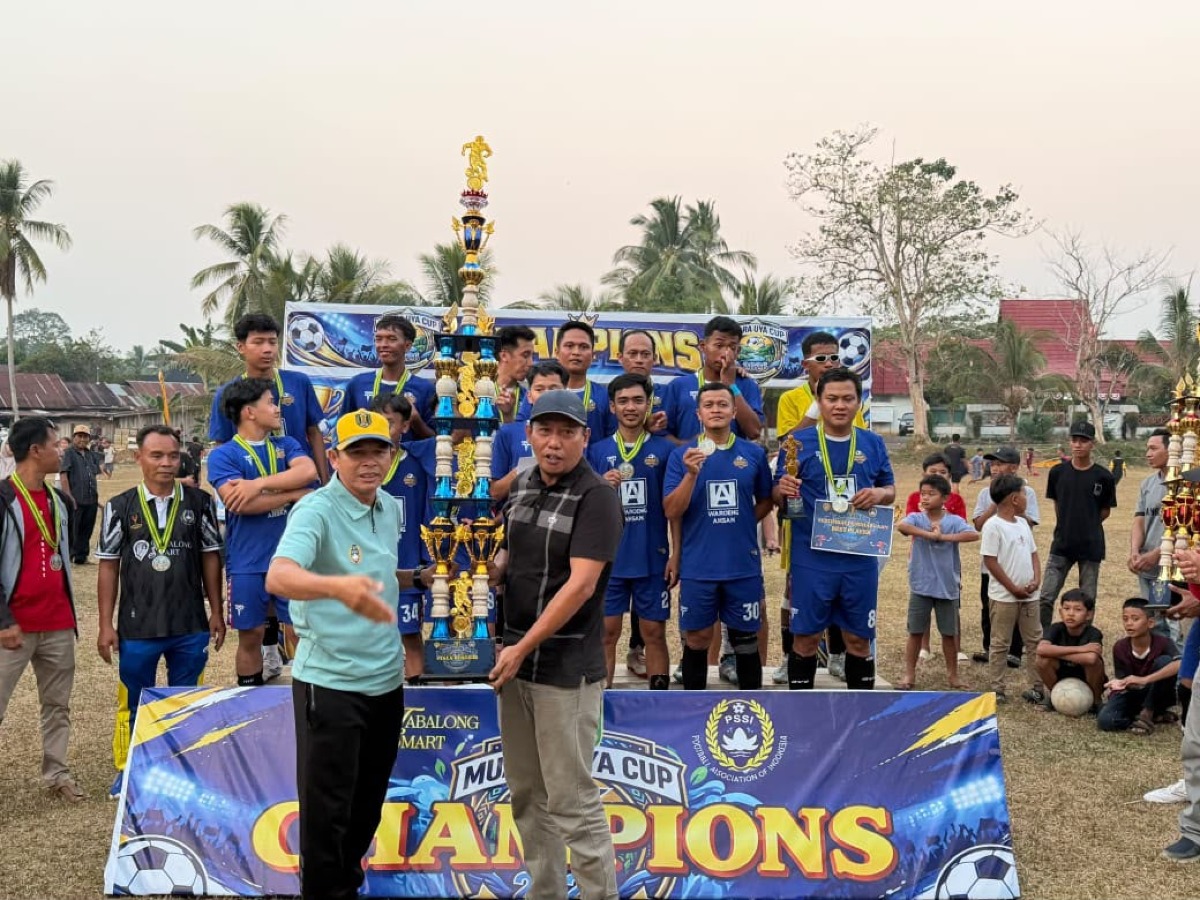 Kemenangan Mangkupum FC Skor 3-1 Dalam Pertandingan Sepak Bola Muara Uya Cup