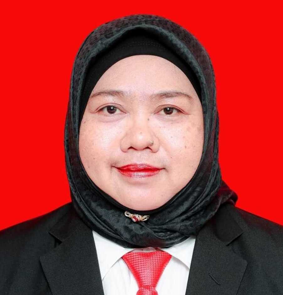 Noviana Eredha,S.IP., MA.