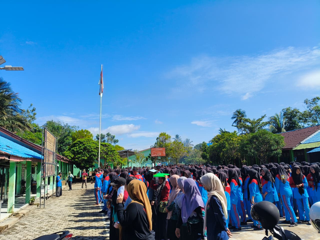 GEMA JALIN DI LINGKUNGAN SEKOLAH SMKN I PUGAAN DAN SEKITARNYA