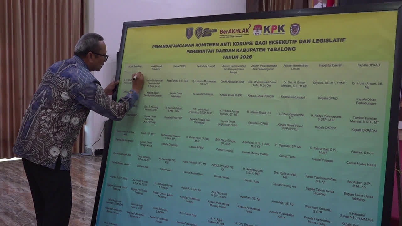 Perkuat Integritas, Pejabat Pemkab Tabalong Teken Komitmen Anti Korupsi