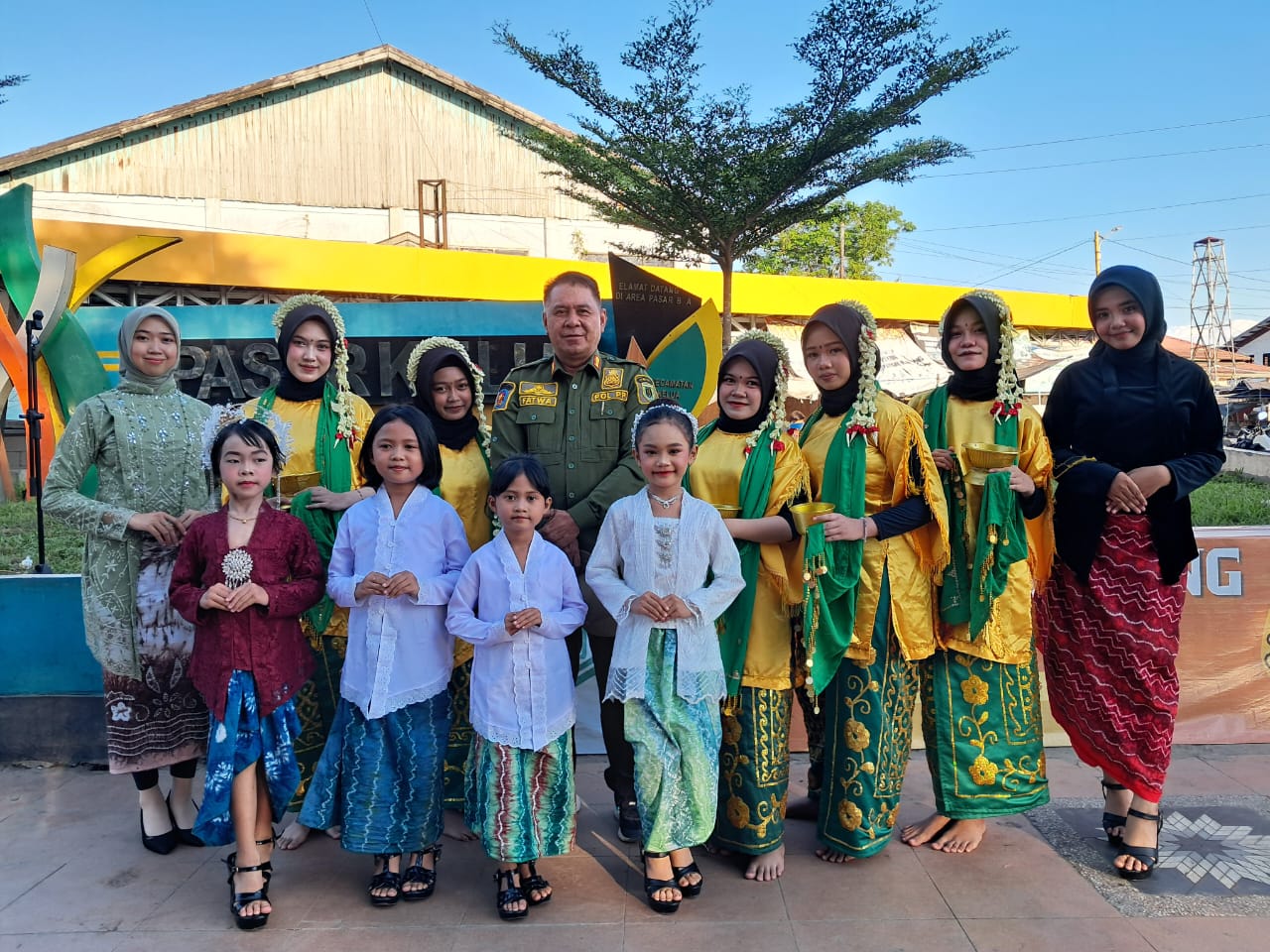 Pentas Triwulan Sanggar Tihang Seni Kelua