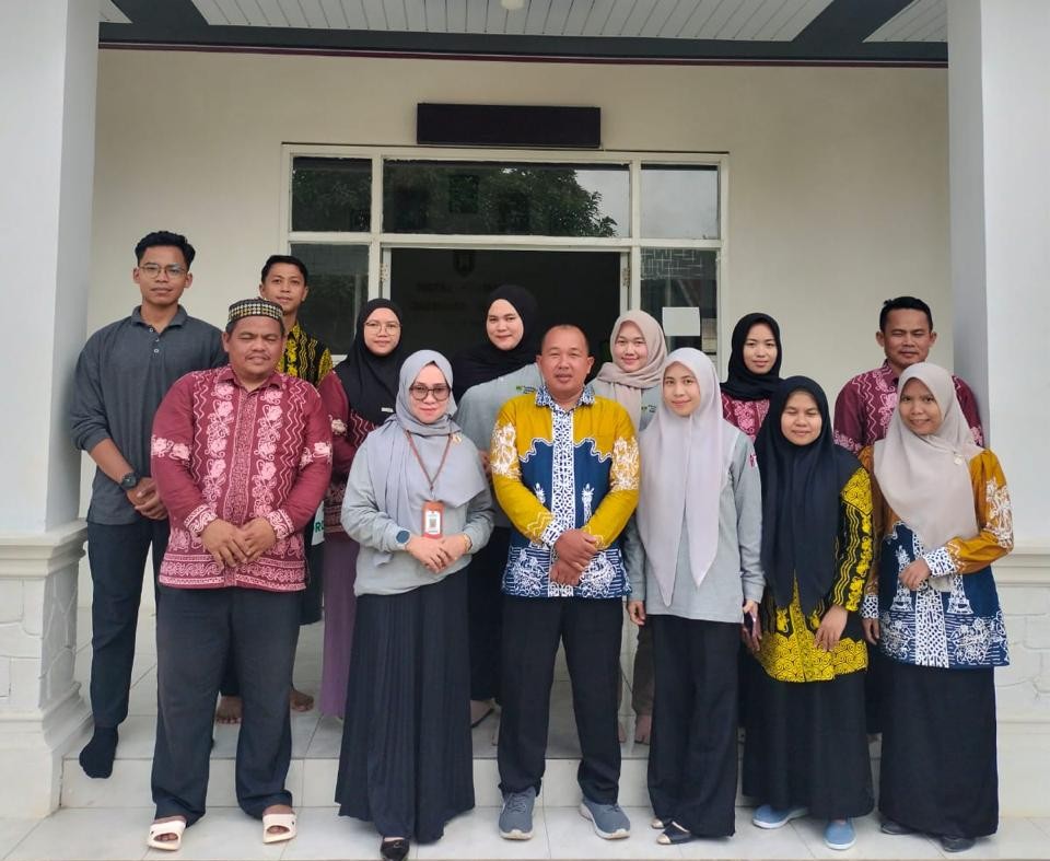 Jemput bola di Desa Marindi, Kecamatan Haruai