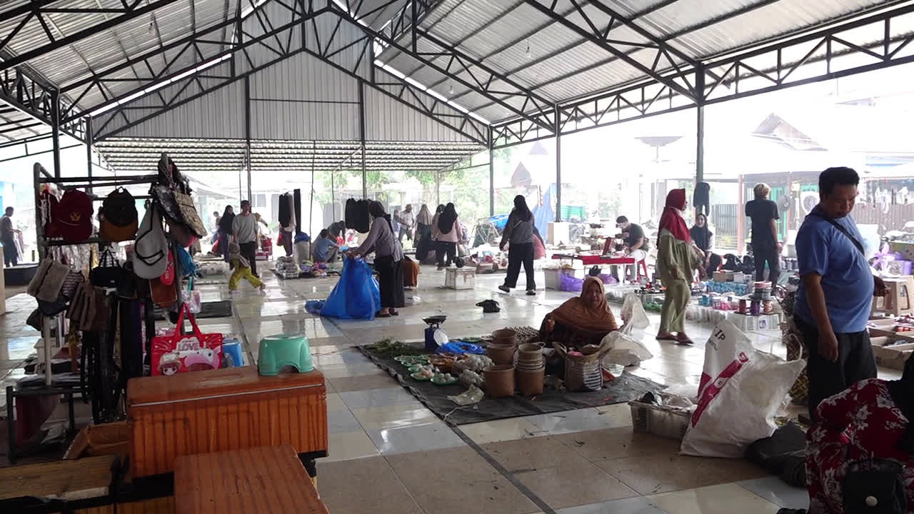 DPRD Tabalong Dorong Revitalisasi Seluruh Pasar Mingguan, Siap Kawal Penganggaran