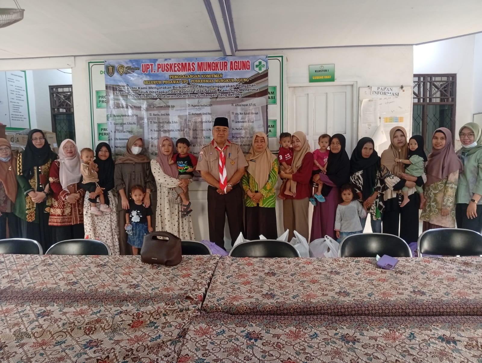 PUPR TABALONG MENJADI ORANG TUA ASUH BAGI 9 ANAK MELALUI PROGRAM GNOTA