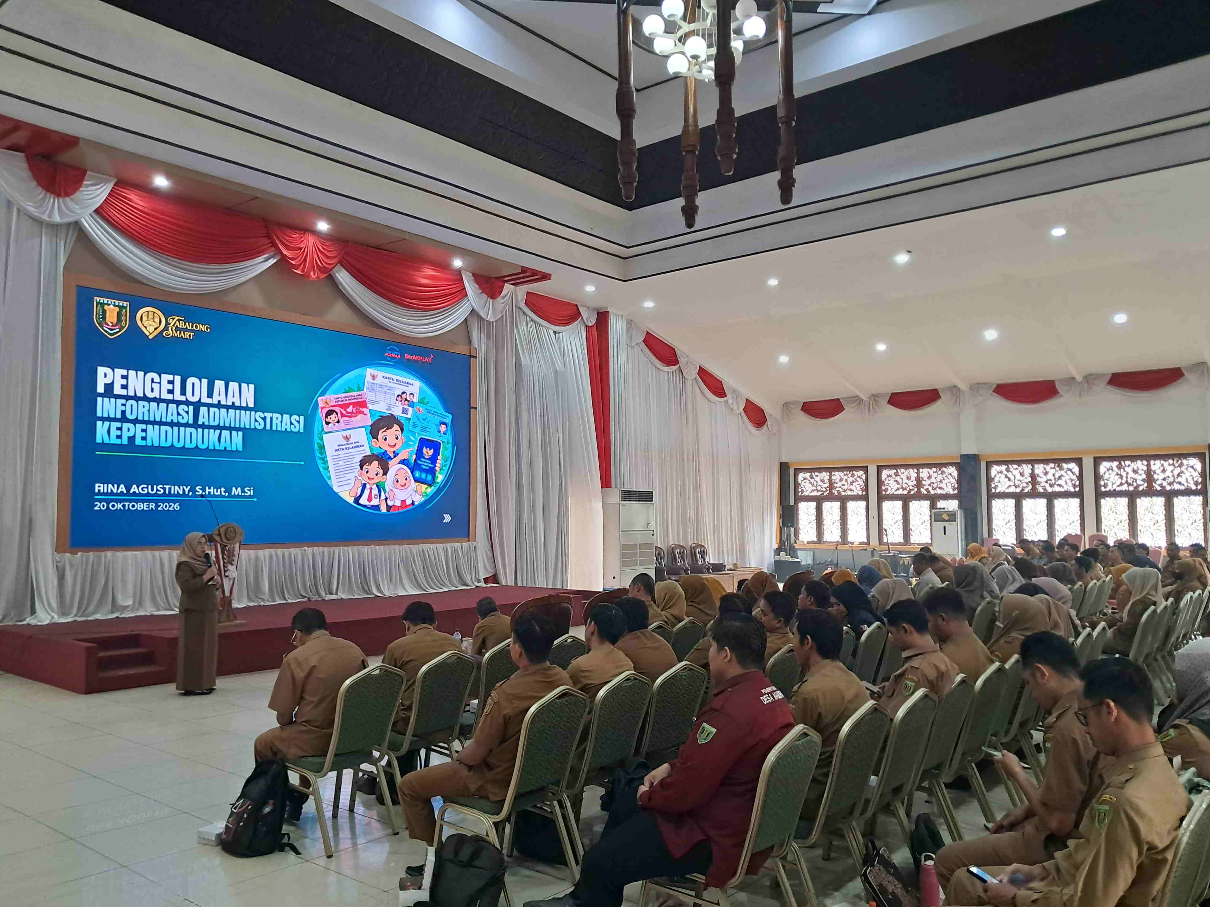 Disdukcapil selenggarakan Bimtek bagi Operator Desa dan Kelurahan