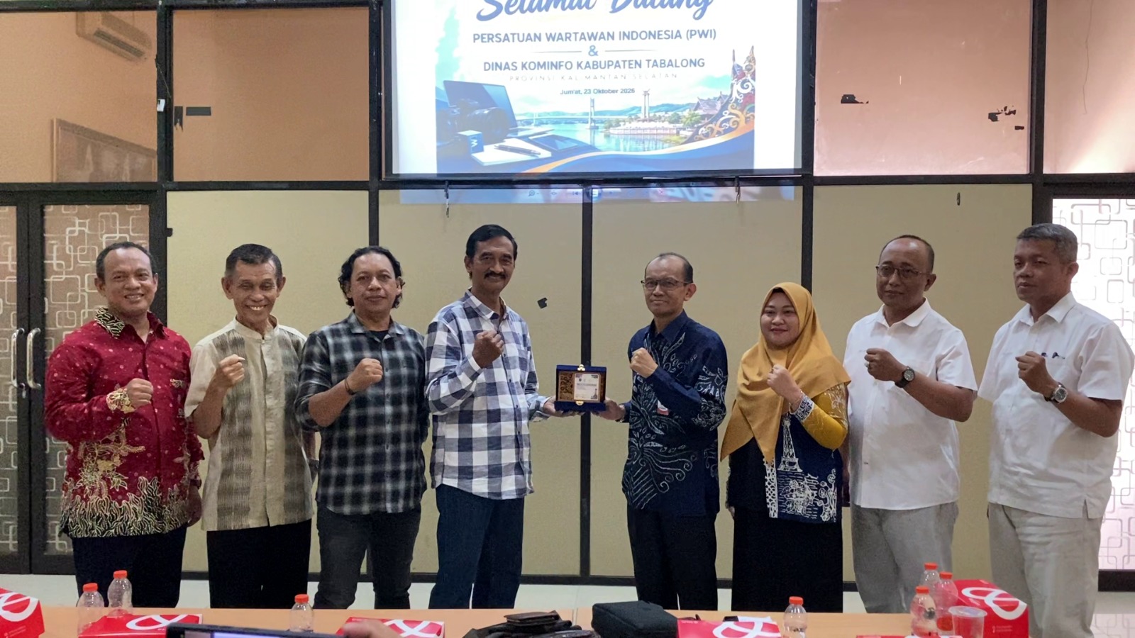 Perangi Hoaks! Diskominfo dan PWI Tabalong Perkuat Sinergi dengan PWI Jatim