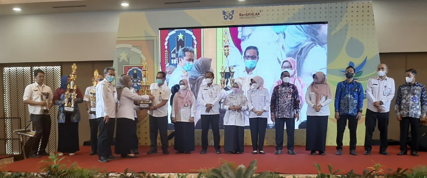 Tabalong Membawa 11 Penghargaan Tingkat Provinsi di Hari Kesehatan Nasional Provinsi Kal-Sel Tahun 2022 di Banjarmasin