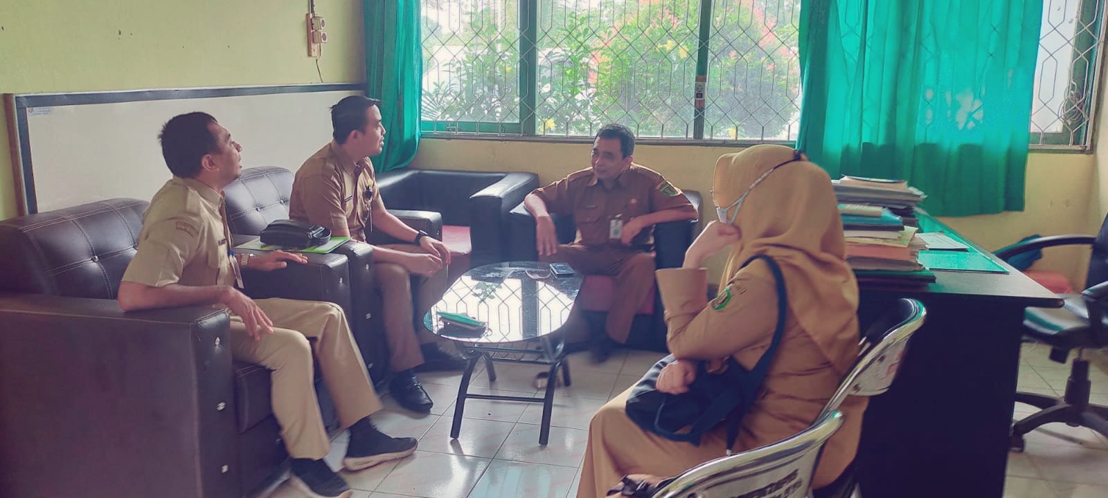 KOORDINASI SEKSI SURVEILANS IMUNISASI DINAS KESEHATAN KABUPATEN TABALONG DENGAN KECAMATAN MUARA UYA TERKAIT INOVASI "FOKALIS"