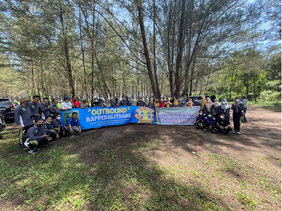Lewat Outbound, Bappedalitbang Jaga Kekompakan Dan Kebersamaan