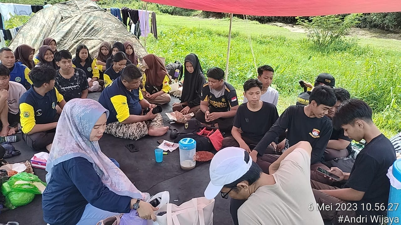 Gerakan Pramuka Saka Bakti Husada Dinas Kesehatan Kabupaten Tabalong melaksanakan Latihan di tempat Wisata Riam Bidadari