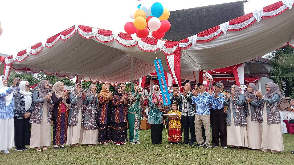 Gebyar PAUD dan Karnaval Hari Anak Nasional