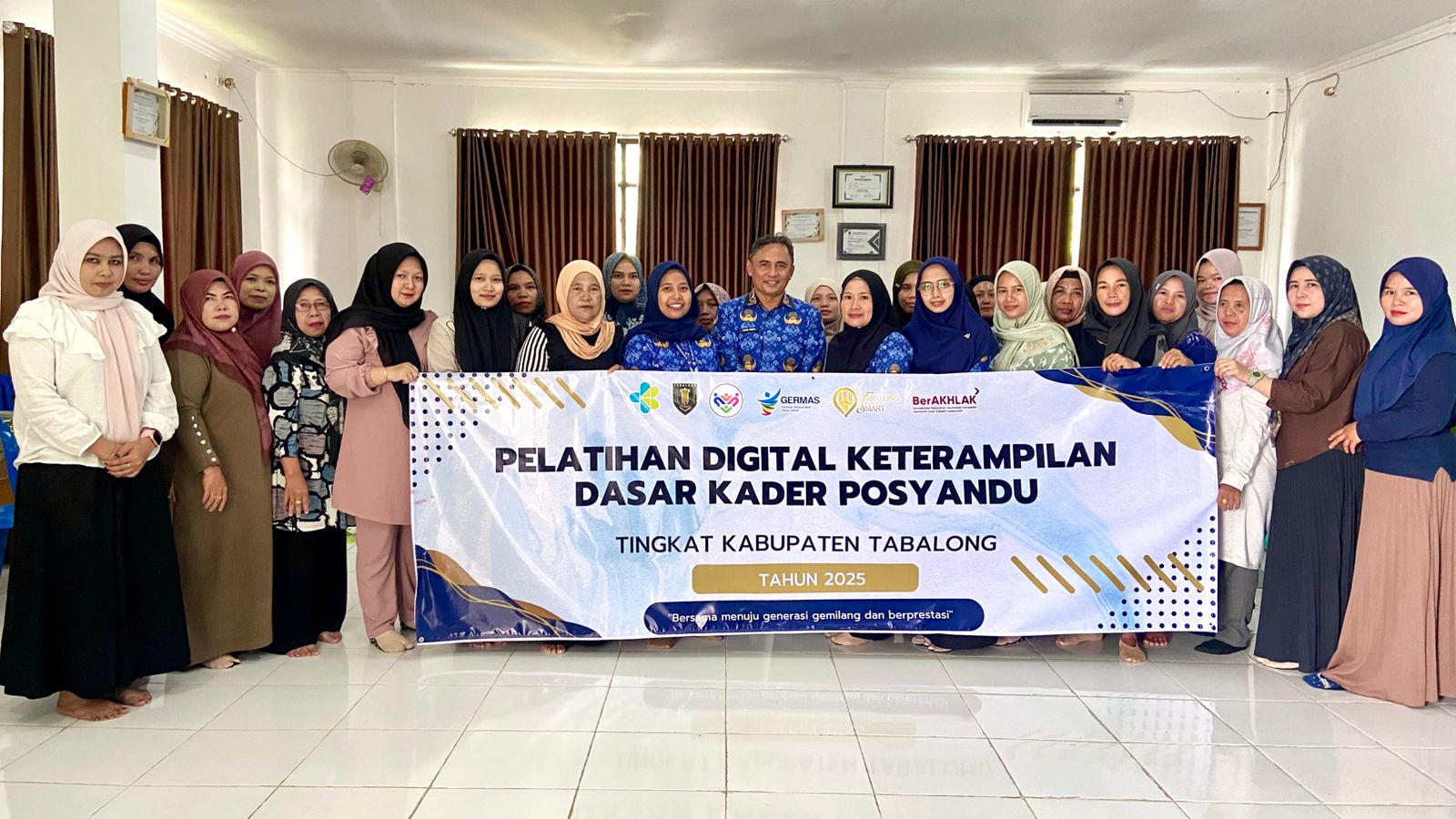 Pelatihan Digital Keterampilan Dasar Kader Posyandu Tingkat Kabupaten tabalong