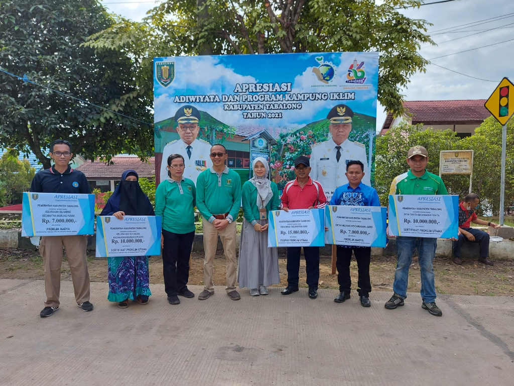 Penyerahan Apresiasi Proklim dan Sekolah Adiwiyata Tabalong