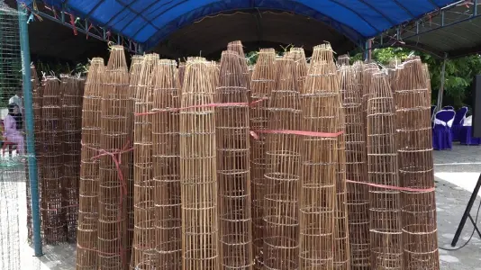 Tabalong Salurkan 45 Jukung & Ratusan Alat Tangkap Ramah Lingkungan untuk Nelayan