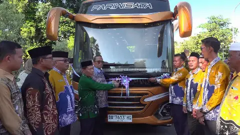 Resmikan Usaha Penyewaan Bus Bumdesma Sumber Makmur, Bupati Apresiasi Inovasi Usaha