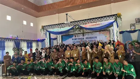 DINSOSP3AP2KB TABALONG HADIRI PENUTUPAN PROGRAM REHABILITASI SOSIAL DAN JEMPUT KLIEN PRSTS ANGKATAN IX