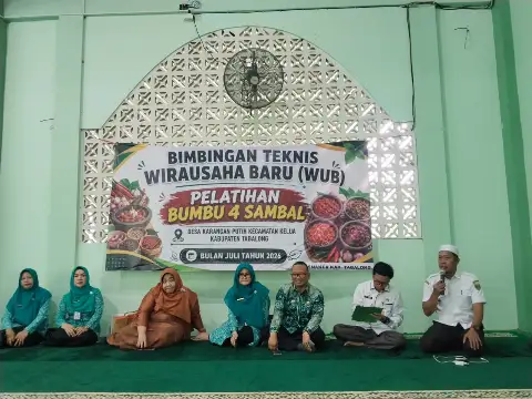 Pembukaan Bimbingan Teknis Wirausaha Baru Pelatihan Bumbu dan Sambal di Desa Karangan Putih Kecamatan Kelua