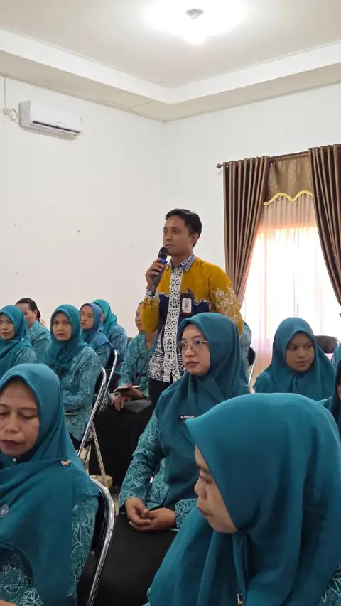 Dinas Perpustakaan dan Kearsipan Kabupaten Tabalong Gelar Sosialisasi Literasi Perpustakaan bagi Pokja II PKK se-Kecamatan Tanta