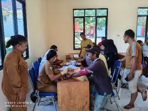 Puskesmas Wirang Laksanakan Upaya Kesehatan Kerja (UKK) bagi Petugas UPTD Pengelolaan Sampah Kabupaten Tabalong – TPA Bongkang