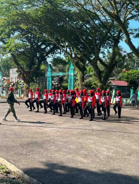 Kegiatan Latihan Anggota Pengibar Bendera Merah Putih