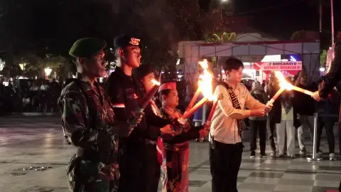 Upacara Taptu Dan Pawai Obor, Warga Tabalong Rawat Semangat Kemerdekaan