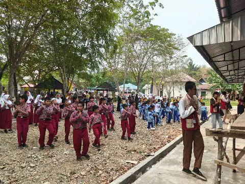 TARIMA Hadirkan Keceriaan Literasi di RTH Desa Tantaringin