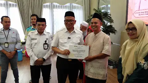 Dari Tabalong ke Mesir & Yaman! Haji Fani Beri 9 Pemuda Beasiswa
