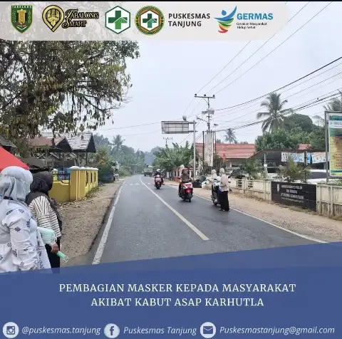 Pembagian Masker kepada Masyarakat Akibat Kabut Asap Karhutla