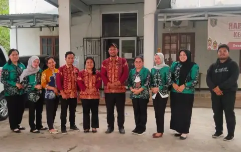  Jemput bola di Desa Kaong, Kecamatan Upau