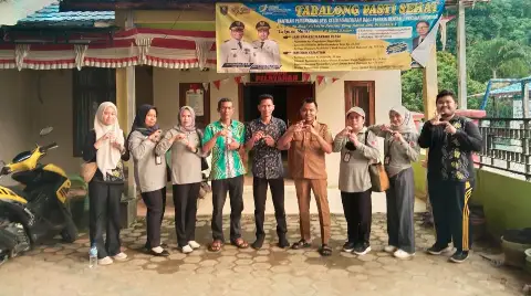  Jemput bola di Desa Santuun, Kecamatan Muara Uya
